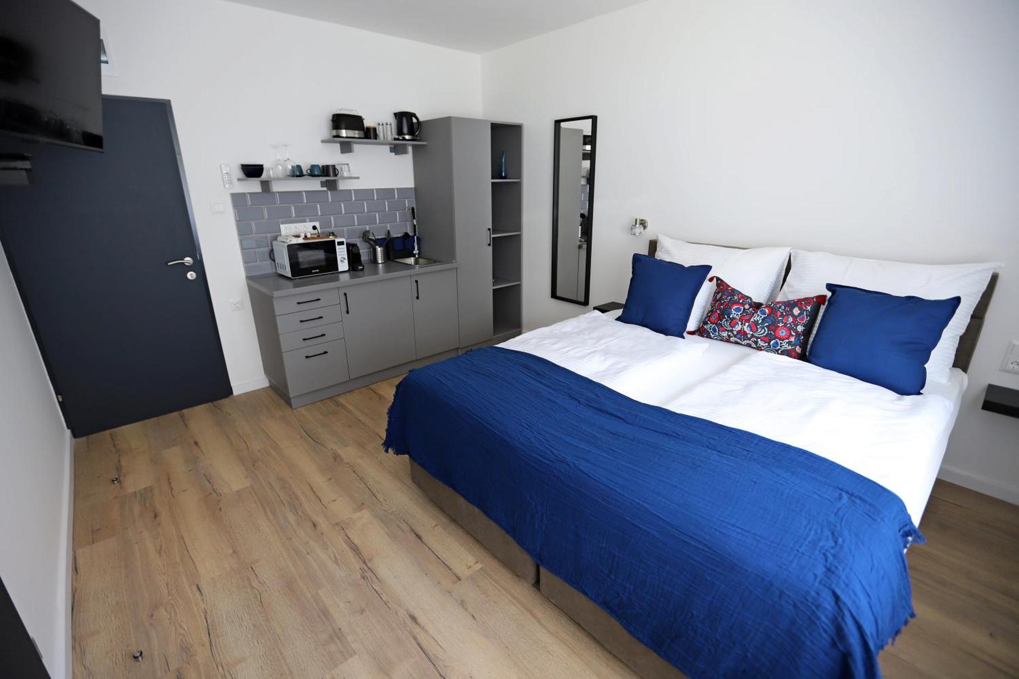 Natali Apartmanhaz Eger Buitenkant foto