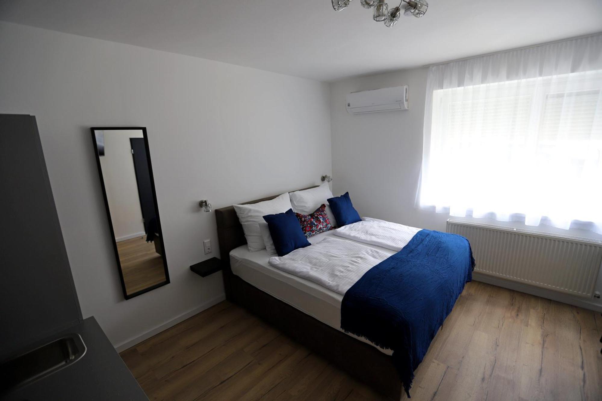 Natali Apartmanhaz Eger Buitenkant foto