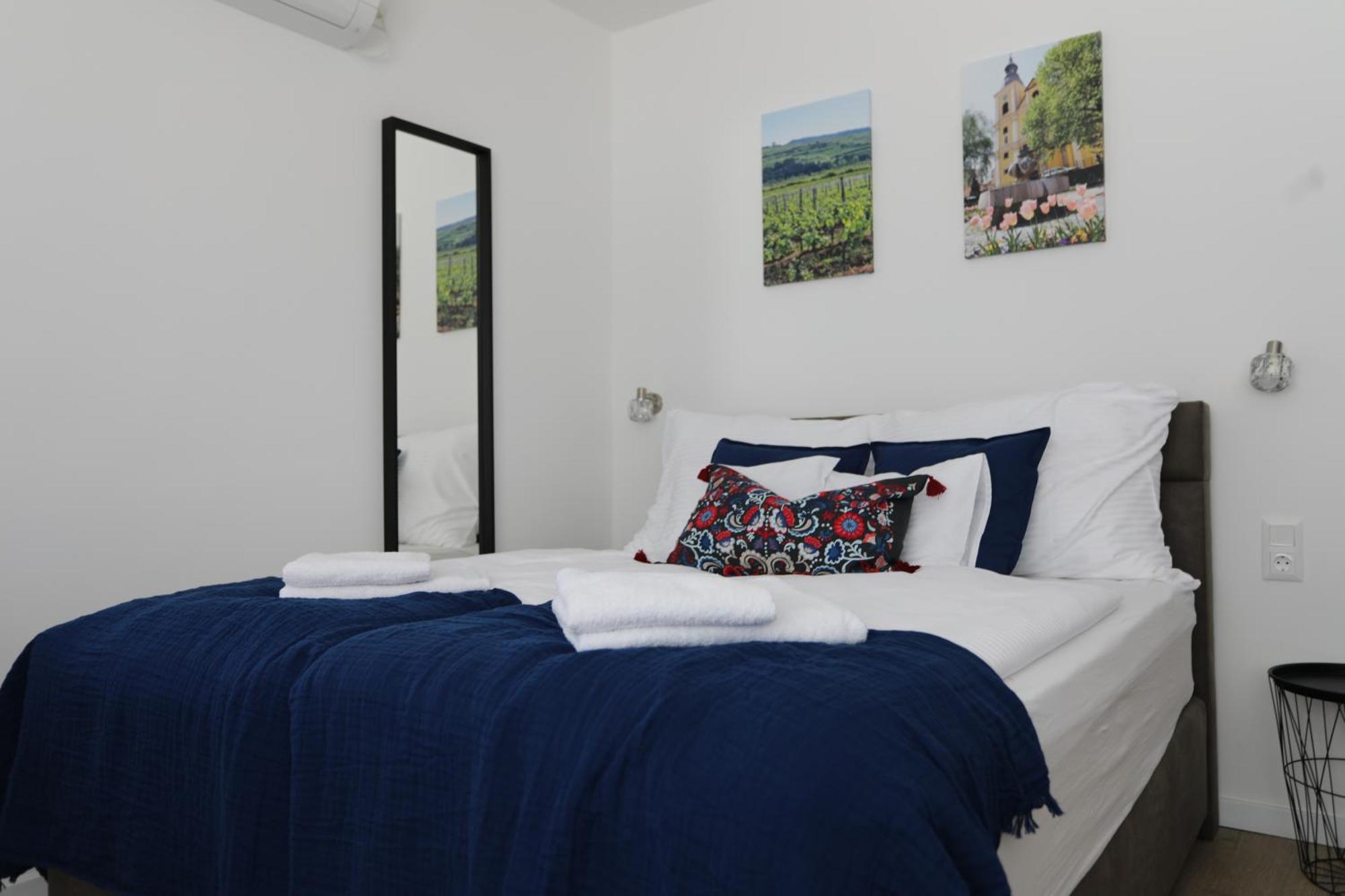 Natali Apartmanhaz Eger Buitenkant foto